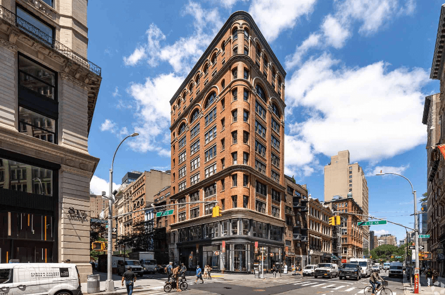 Sophisticated NY Loft Office